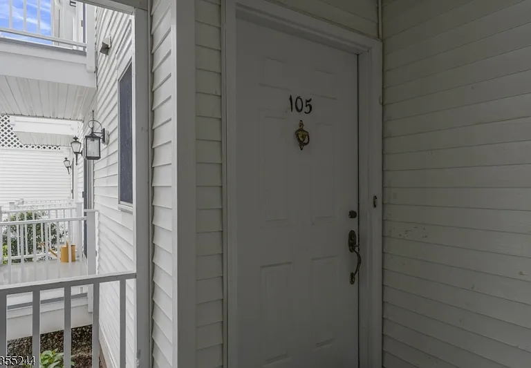 105 Alexandria Way — Photo 5