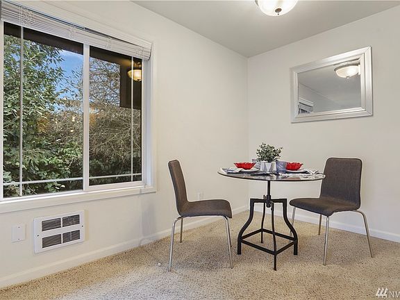 3rd image of 504 142nd Ave SE APT 83