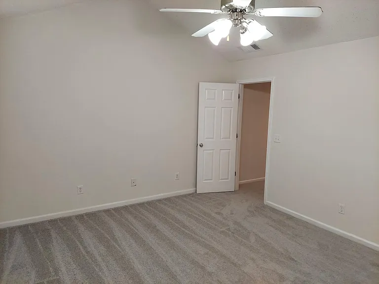 893 Brickleridge Ln SE — Photo 12