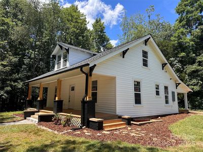 1805 Swan Dr SW, Lenoir, NC, 28645