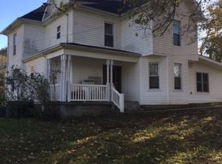 583 Sykes Dr, Honaker, VA 24260
