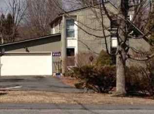 933 Westhampton Rd, Northampton, MA 01062