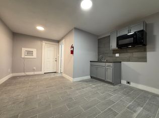 2340 E Crockett St #B, San Antonio, TX 78202