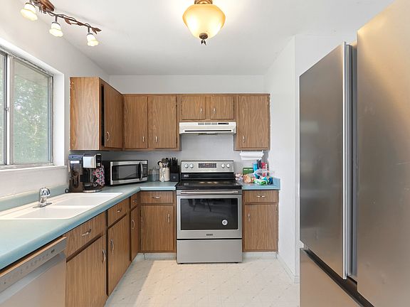 3rd image of 1182 W 50 S