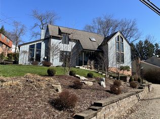 2272 Morrow Rd, Pittsburgh, PA 15241