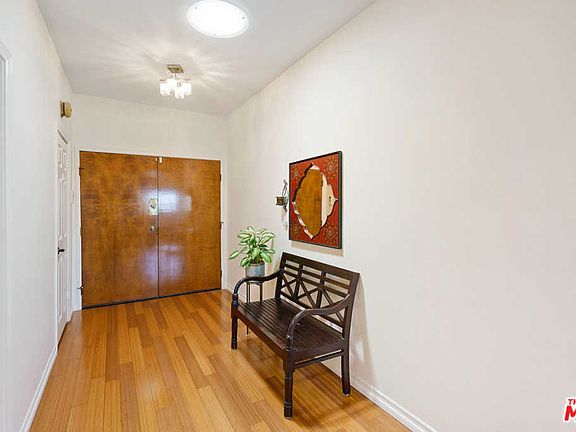 2nd image of 1739 Federal Ave APT 304