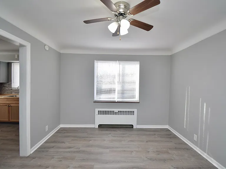 5219 Colerain Ave — Photo 10