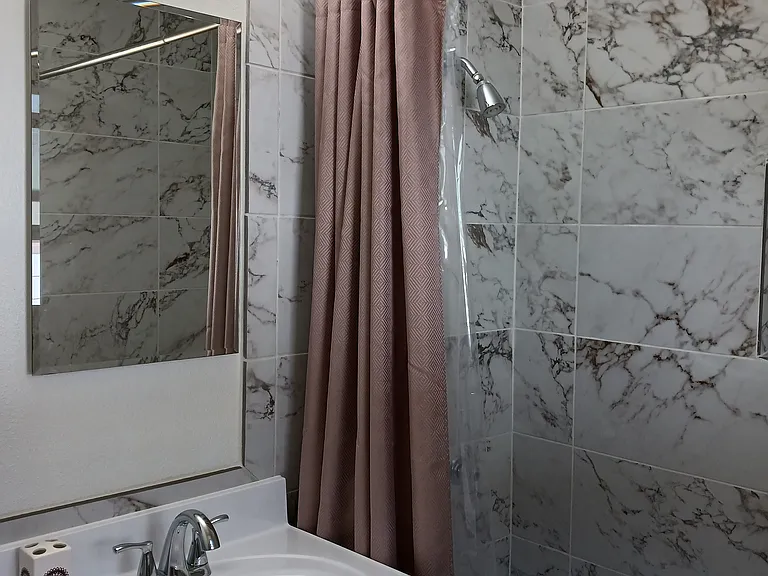 Tiled bath