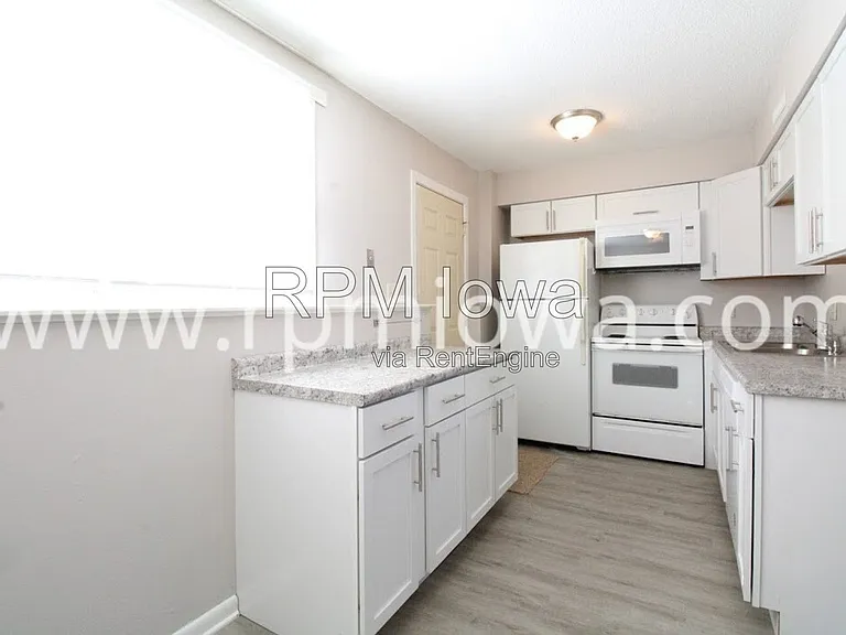 1607 NW 2nd St #1607 — Photo 6