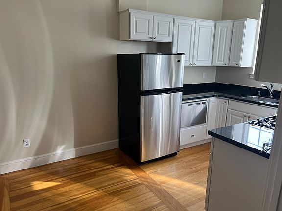 4th image of 175 Alhambra St APT 302