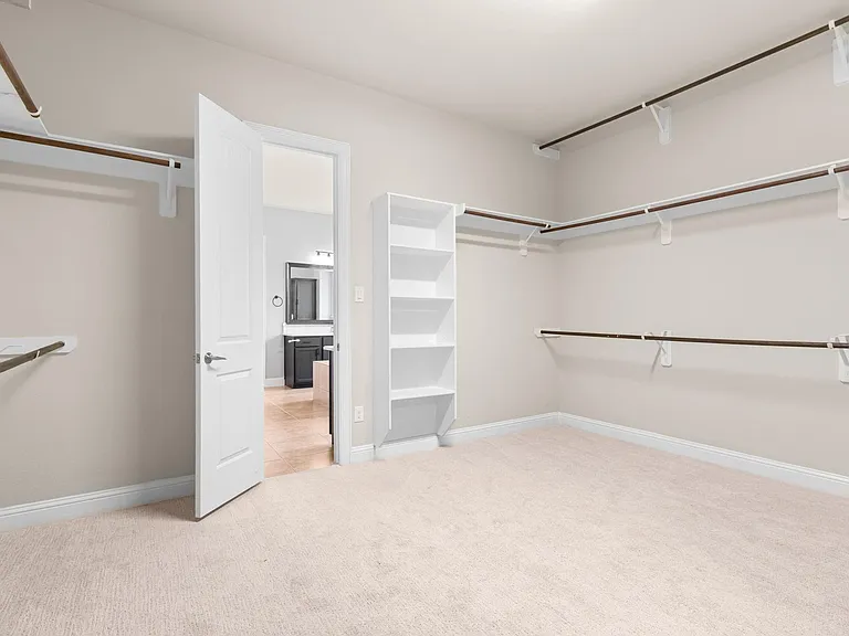 12426 Cumberland Dr — Photo 33