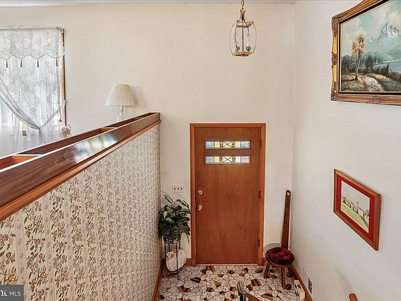 2nd image of 21909 Frederick Rd