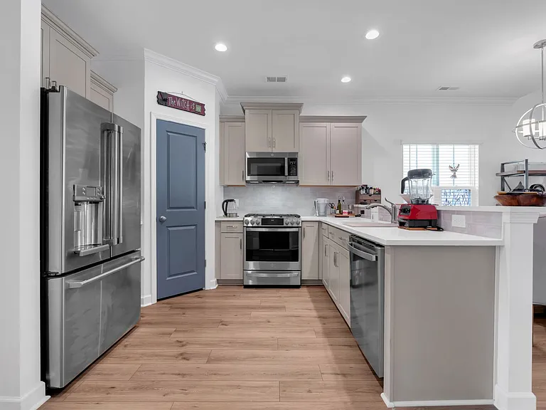 323 Nettle Ln — Photo 7