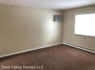 4608-4610 Washington Square Dr, Youngstown, OH 44515