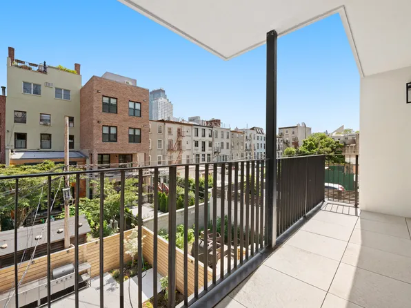 643 Baltic Street TWO image 2 of 10