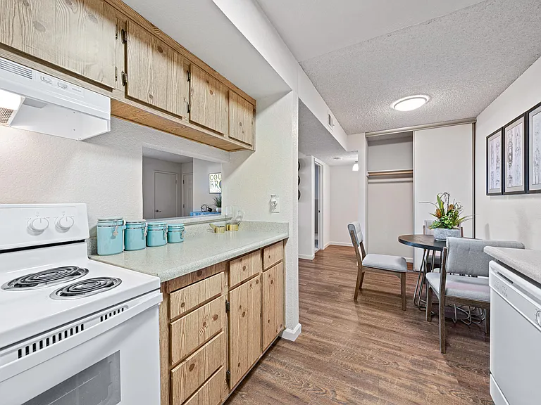 Country Brook Rental Condos — Photo 46