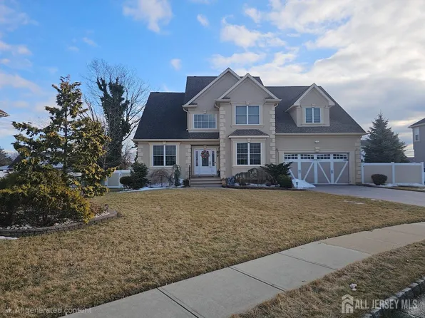22 Downs Dr, Sayreville, NJ 08872