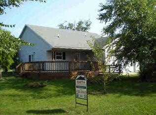 208 E Lyman St, Martinton, IL 60951