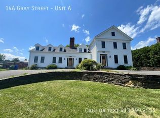 14 Gray St #A, Amherst, MA 01002