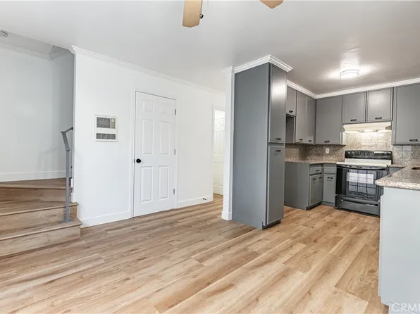 1602 N King St APT D4, Santa Ana, CA 92706