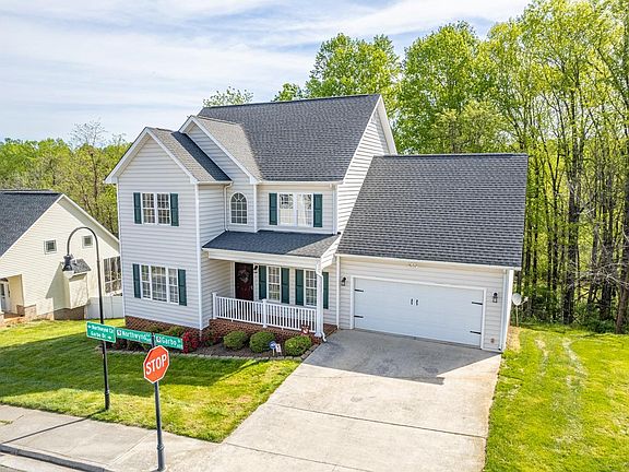 2nd image of 505 Northwynd Cir