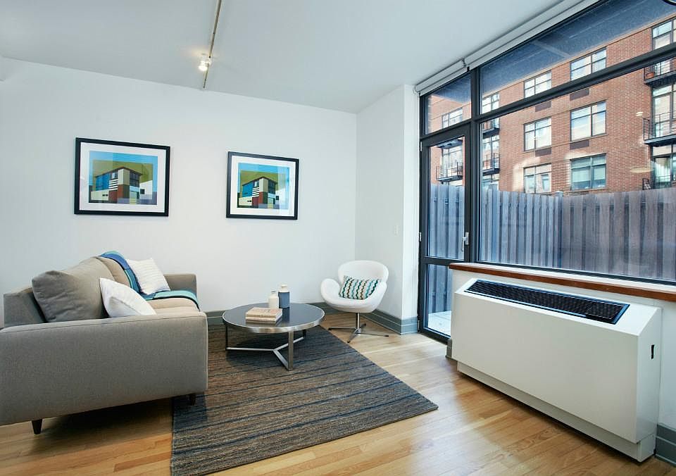 1st image of 125 Court St APT 3sn