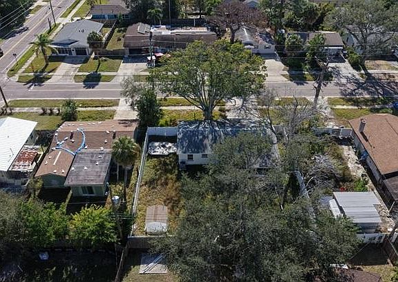 4th image of 1779 Shore Acres Blvd NE