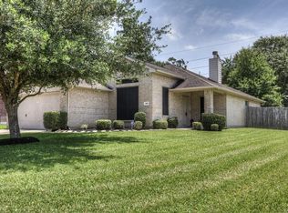 4802 Aquagate Dr, Spring, TX 77373