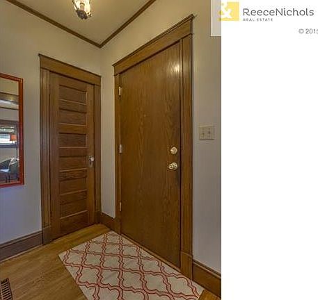 3rd image of 4442 Wyoming St