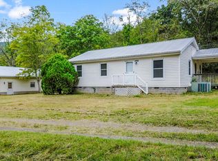2641 Ap Carter Hwy, Hiltons, VA 24258