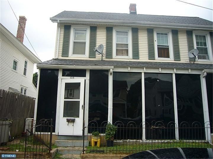1st image of 105 Crawford St