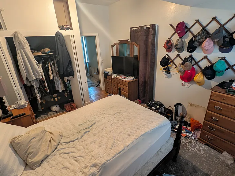 634 Niagara St — Photo 10