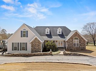 116 Fairway Dr, Pickens, SC 29671