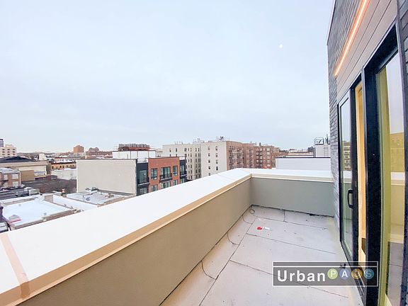 4th image of 146 Erasmus St #3AA