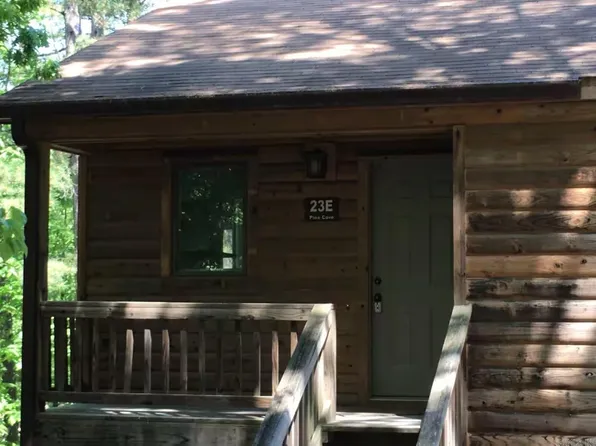 23 Pine Cv #E, Mount Ida, AR 71957