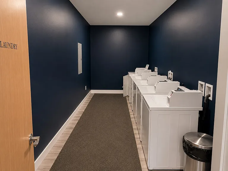 Jefferson Way Apartments — Photo 23