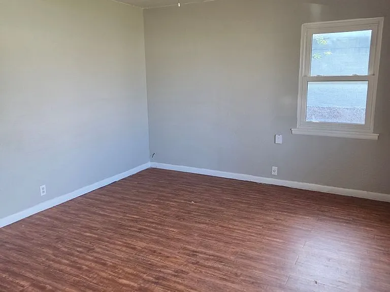 1505 Adams St — Photo 2