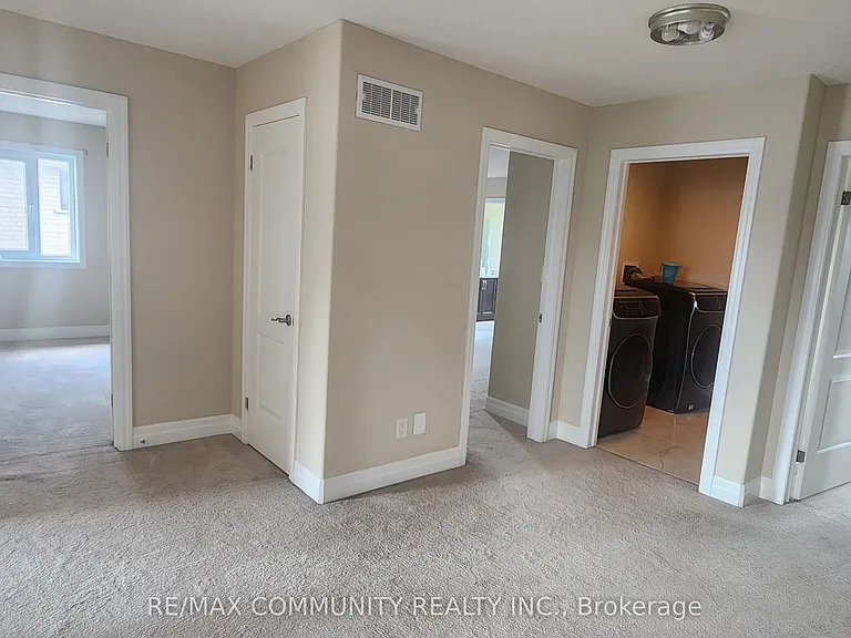 18 Morris St — Photo 16