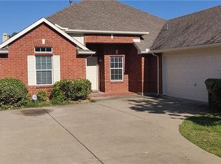 4216 Stone Haven Dr, Garland, TX 75043
