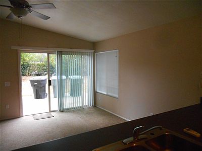 4th image of 15403 Aqueduct Ln