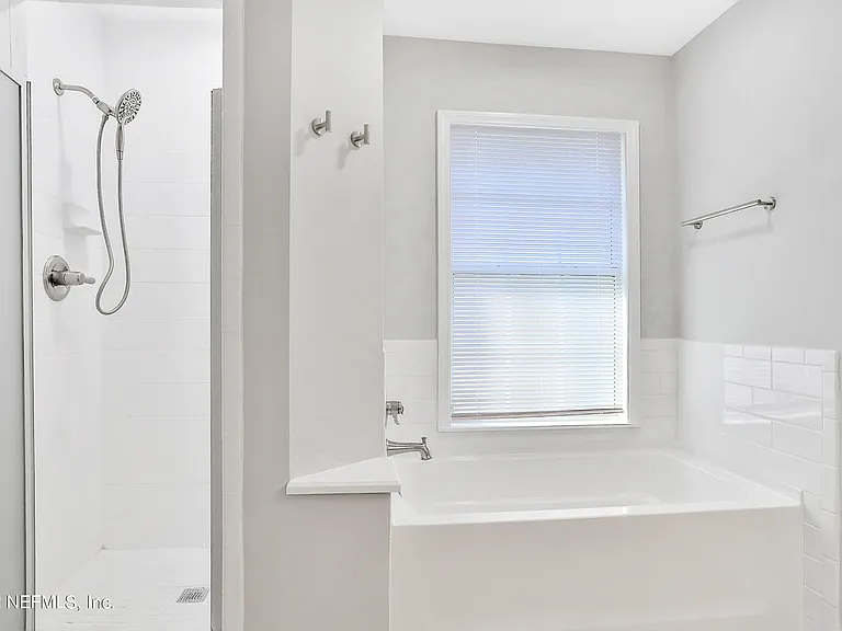 428 Morning Glory Ln — Photo 31