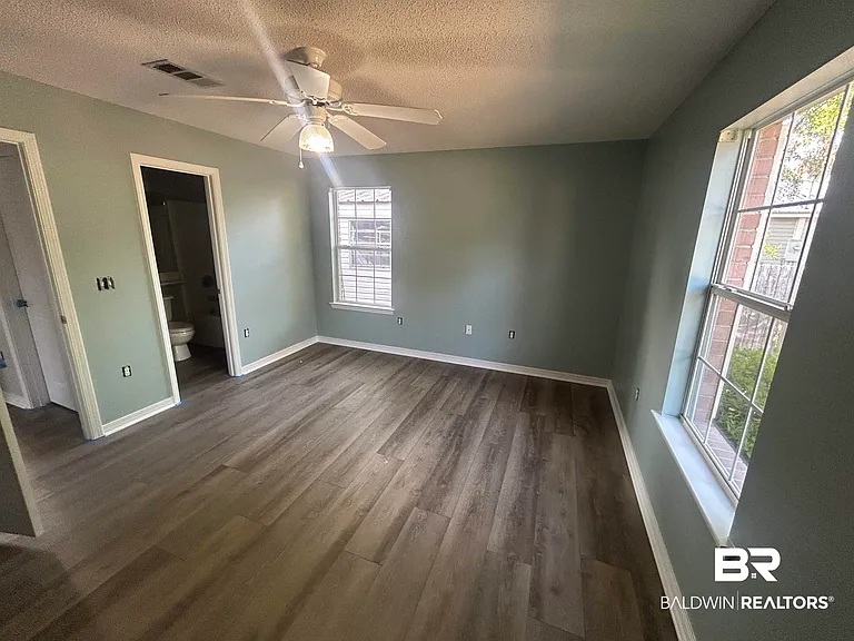 29595 Canal Rd — Photo 5