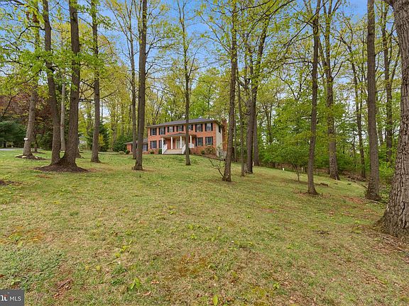 5th image of 4036 Roop Rd