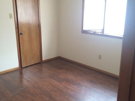 3rd image of 4607 54th St APT A