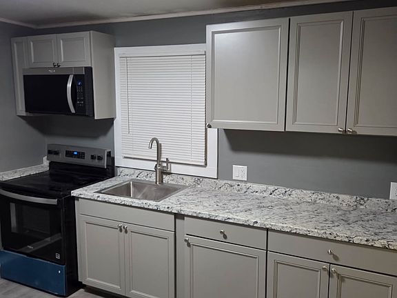 2nd image of 810 2nd Ave APT A