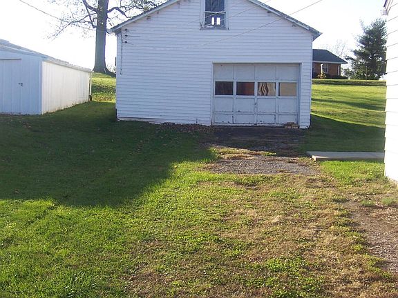 5th image of 112 Sherry Ln