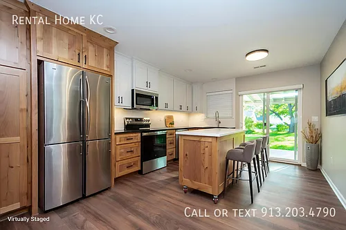 7620 Robinson St — Photo 3