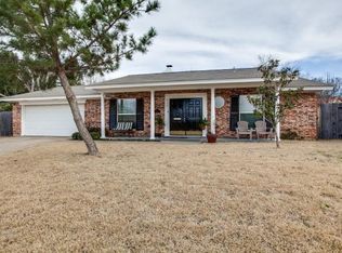 314 Rambling Ct, Euless, TX 76039