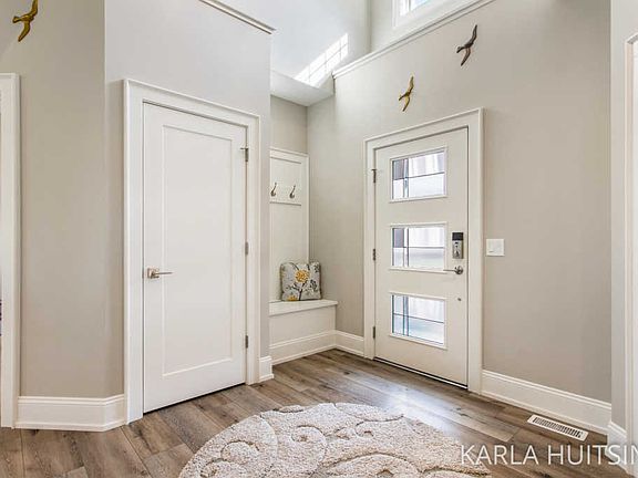 5th image of 5565 SW Albright Ave Unit 3