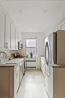 Sold by Compass | media 20